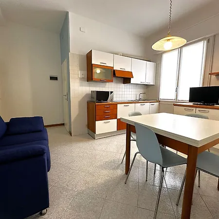 Apartman Comfortable House Close To The In *